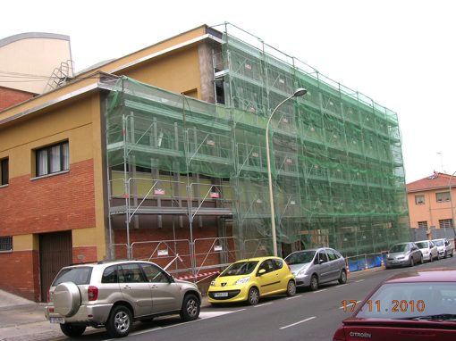 Fachada de un edificio de oficinas